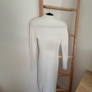 Elegant White Ribbed Knit Dress